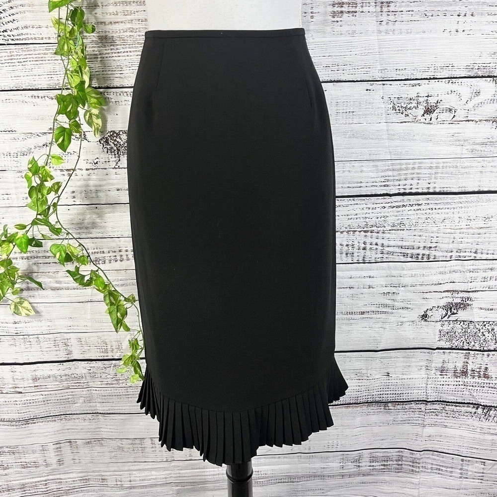 Le Suit Collection Skirt sz 8 Classic Black Suit Career Church Professional Slim